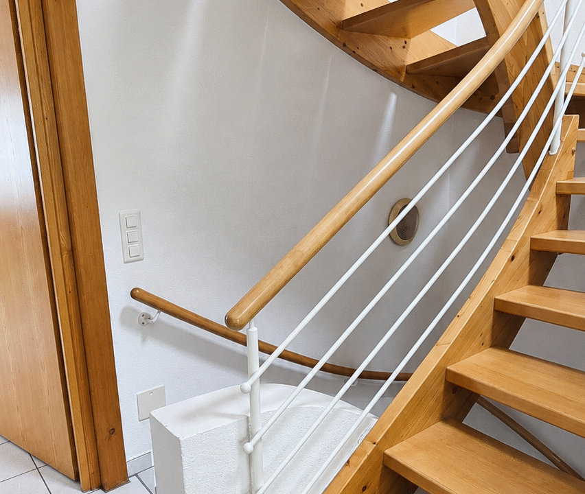 Treppe NEU